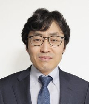 Professor Seong Ho Park