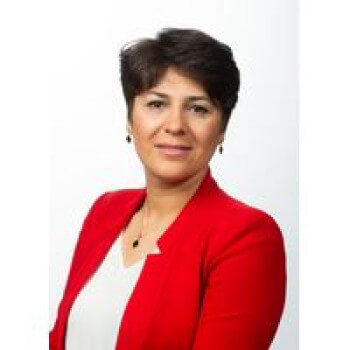 Mina Hazar picture